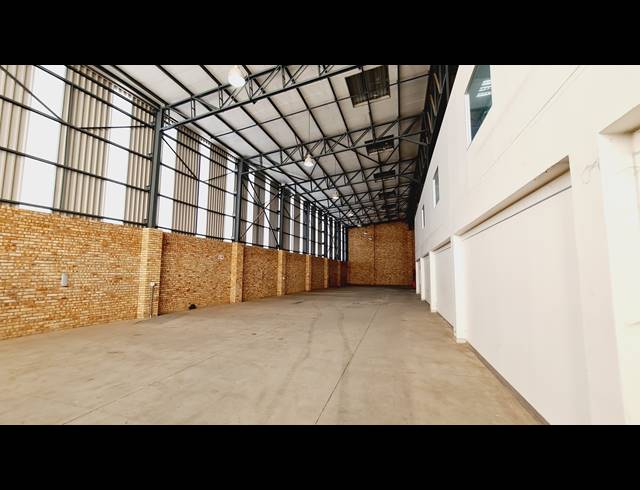1,485M² WAREHOUSE FOR SALE IN NORTH RIDING